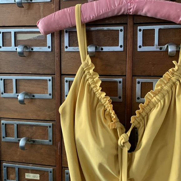 Aerie Yellow Mustard Low Back Cinched Ruffle Keyhole Neck One-piece Swim… - Picture 4 of 10